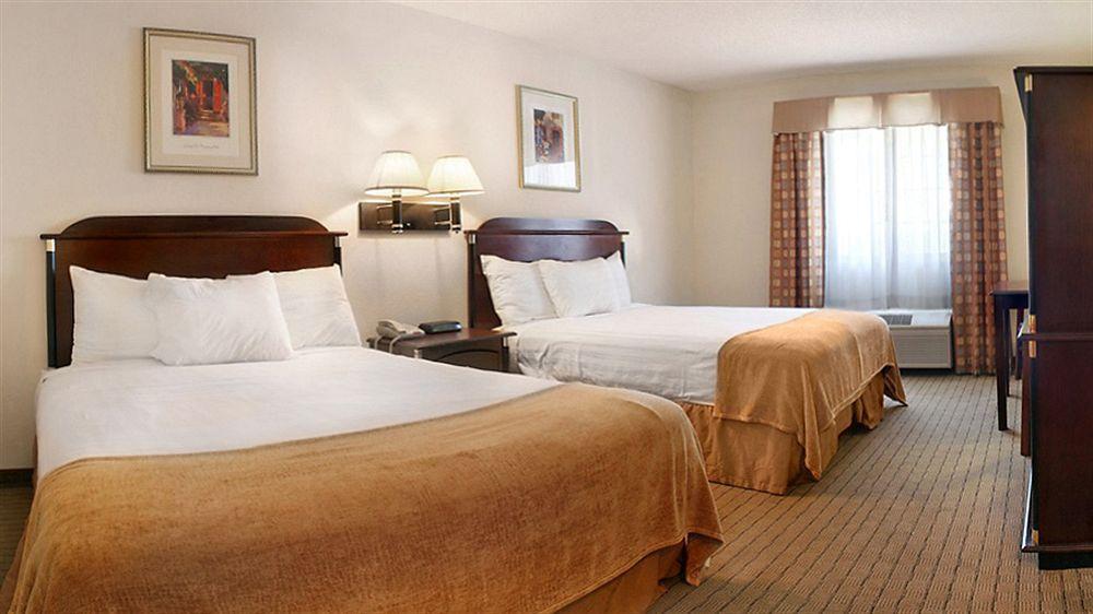 Days Inn & Suites By Wyndham Union City Kültér fotó