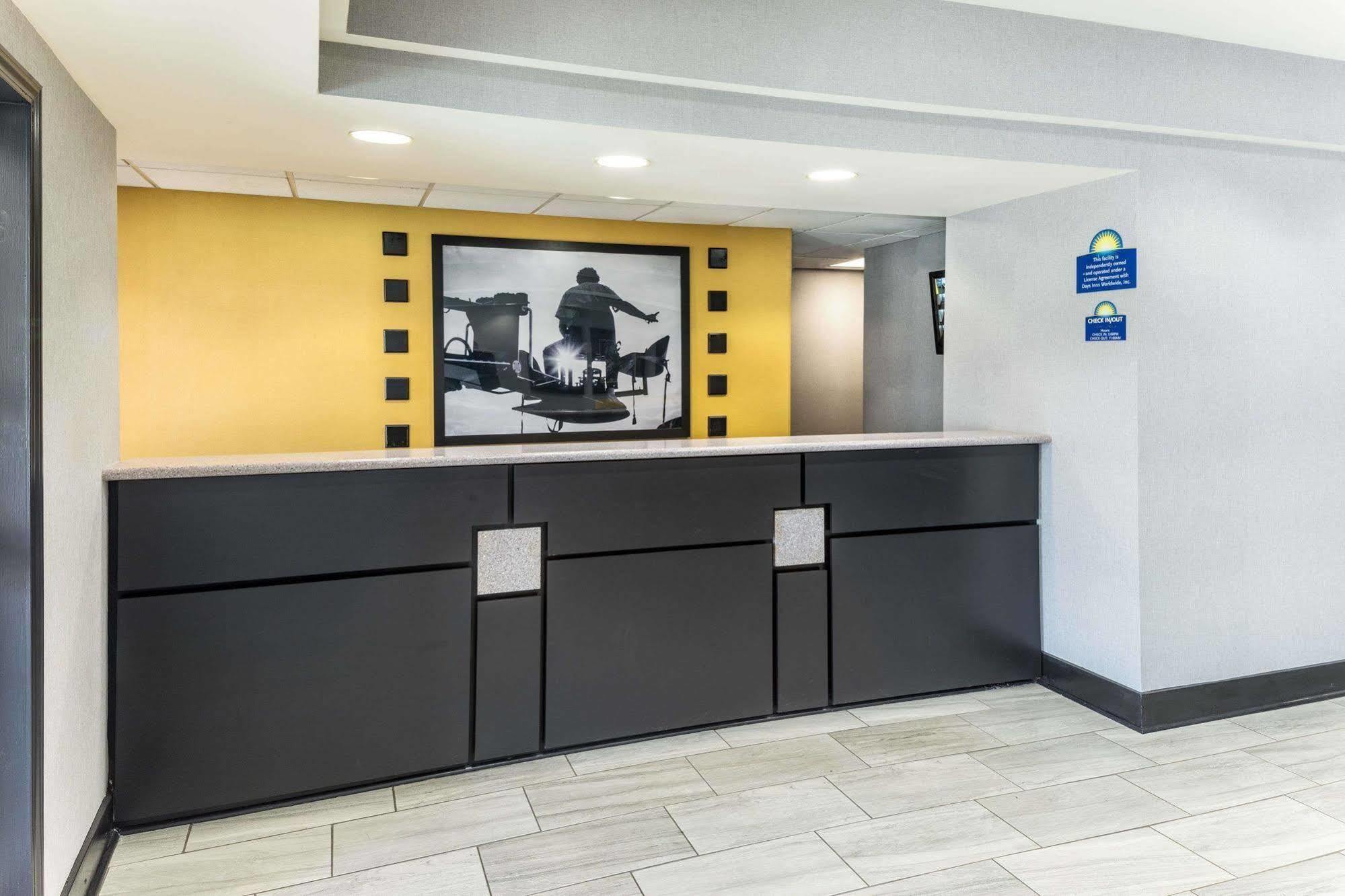 Days Inn & Suites By Wyndham Union City Kültér fotó